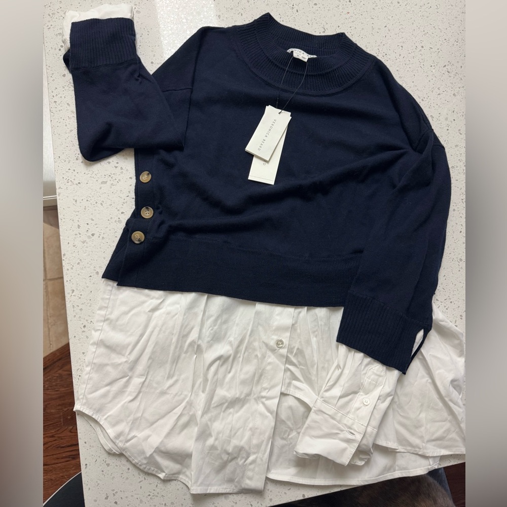NWT Veronica Beard Beri Mixed Media Pullover in Navy. Size Medium